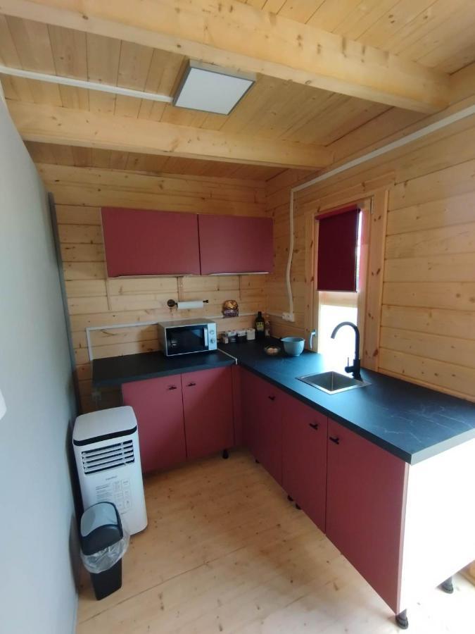 Tiny House Toute Equipee Avec Jardin Saint-Florent-sur-Cher Экстерьер фото