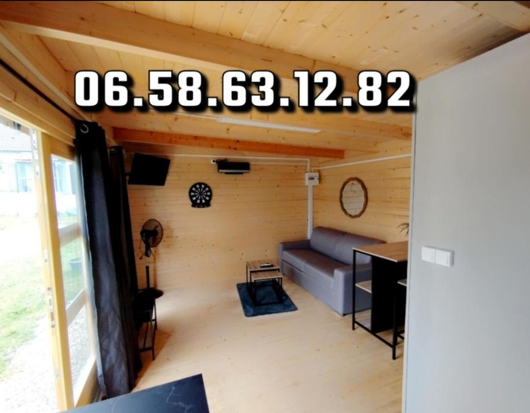 Tiny House Toute Equipee Avec Jardin Saint-Florent-sur-Cher Экстерьер фото